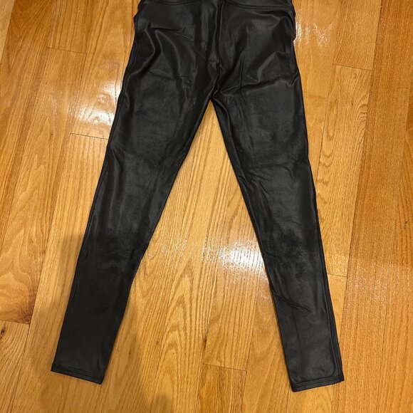 SPANXshape Faux Leather Leggings - Picture 5 of 8